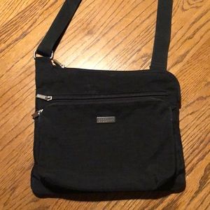 Baggallini cross body bag